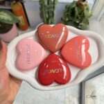 4 عدد رژگونه قلبی کرمی هداموجی کنار هم